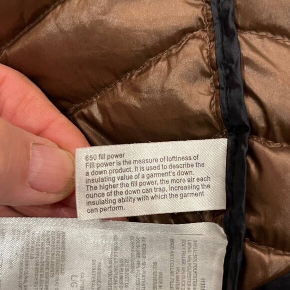 Andrew Marc 650 Fill Down Packable Puffer with Removable Hood - Size Large - Picture 10 of 10